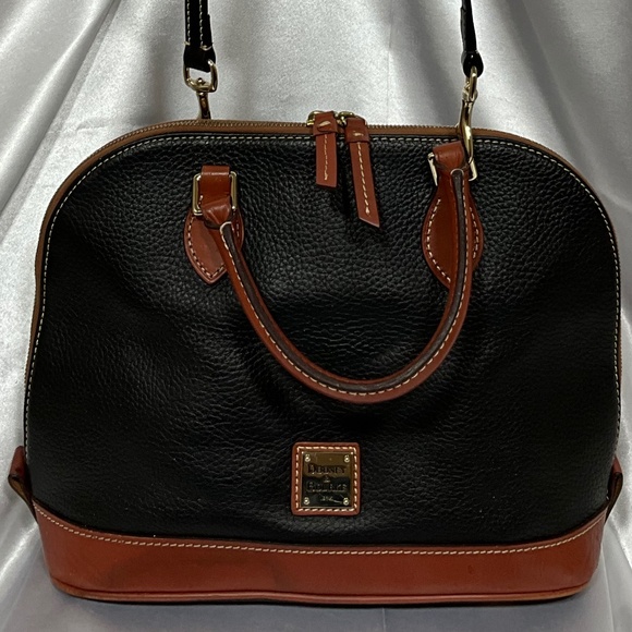 Dooney Burke black leather  Dome purse 38-H4e - Picture 3 of 12